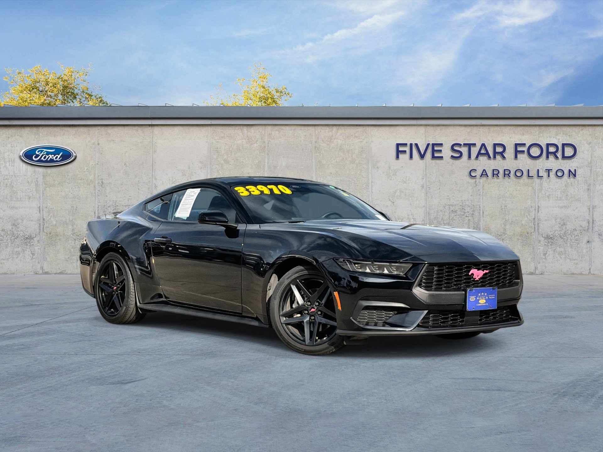 Certified 2025 Ford Mustang Coupe RWD image 1