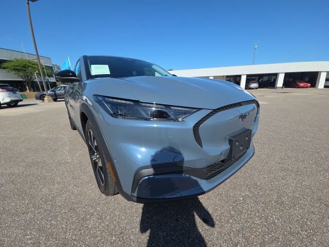 Certified 2024 Ford Mustang Mach-E Select w/ Comfort Package Lite image 8