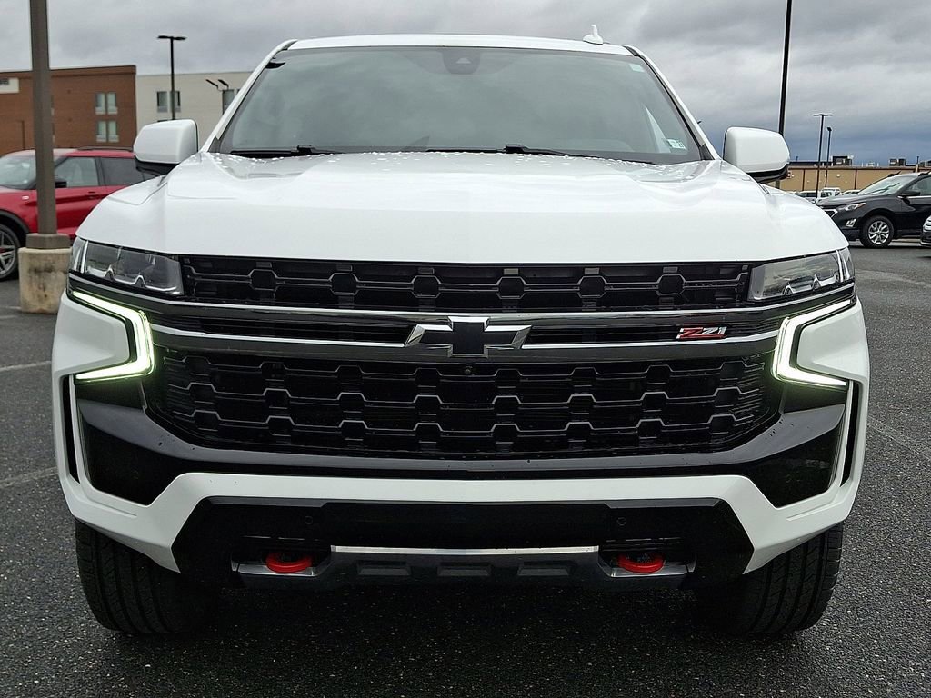 Used 2022 Chevrolet Suburban Z71 w/ Luxury Package image 7