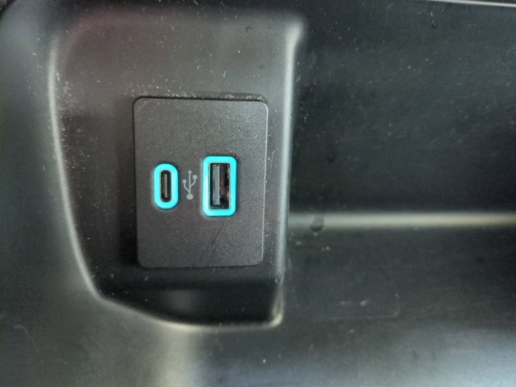 Certified 2024 Ford F150 XLT w/ Mobile Office Package image 21