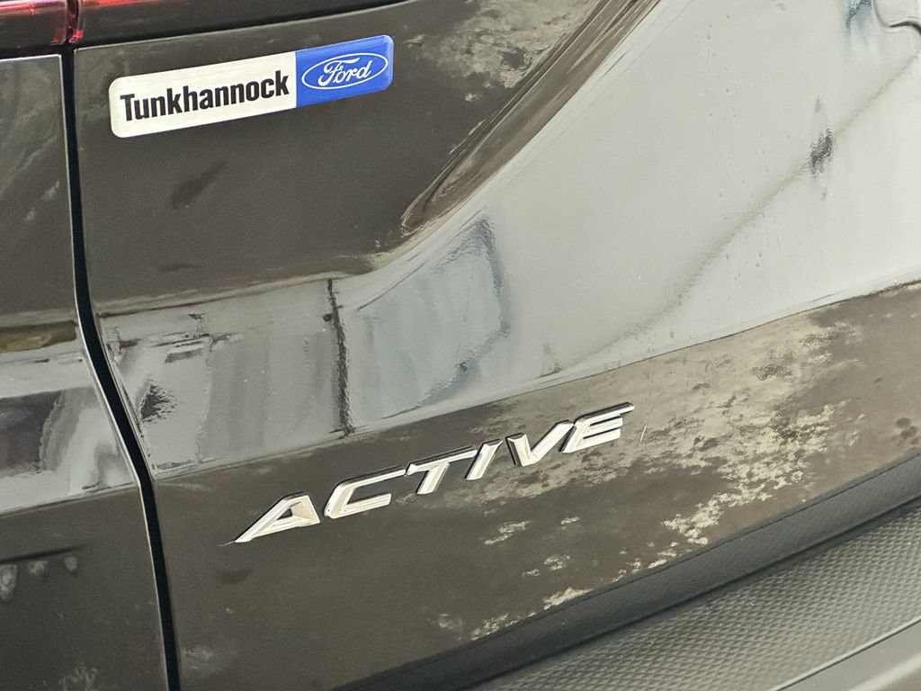 Certified 2024 Ford Escape Active AWD/4WD image 16