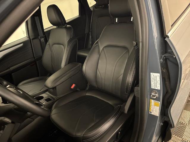 Certified 2025 Ford Escape SE w/ PHEV Premium Package image 16