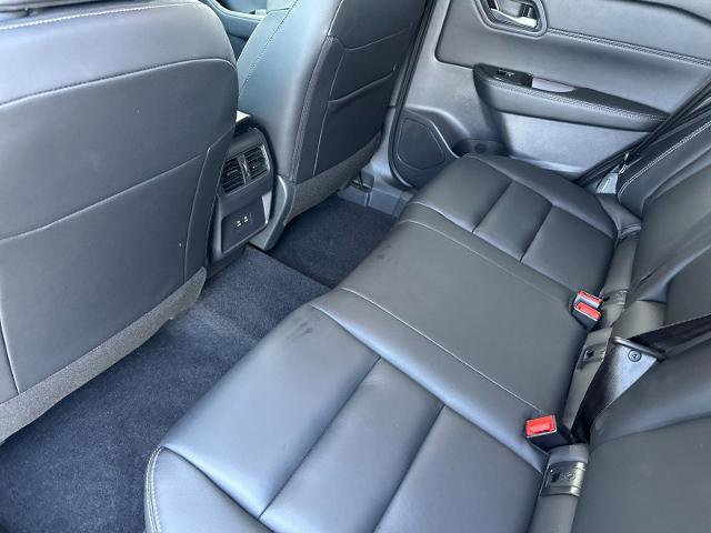 Used 2026 Nissan Rogue SL AWD/4WD image 11