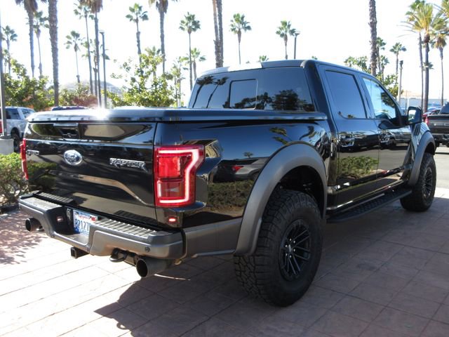 Certified 2017 Ford F150 Raptor w/ Equipment Group 802A Luxury image 4