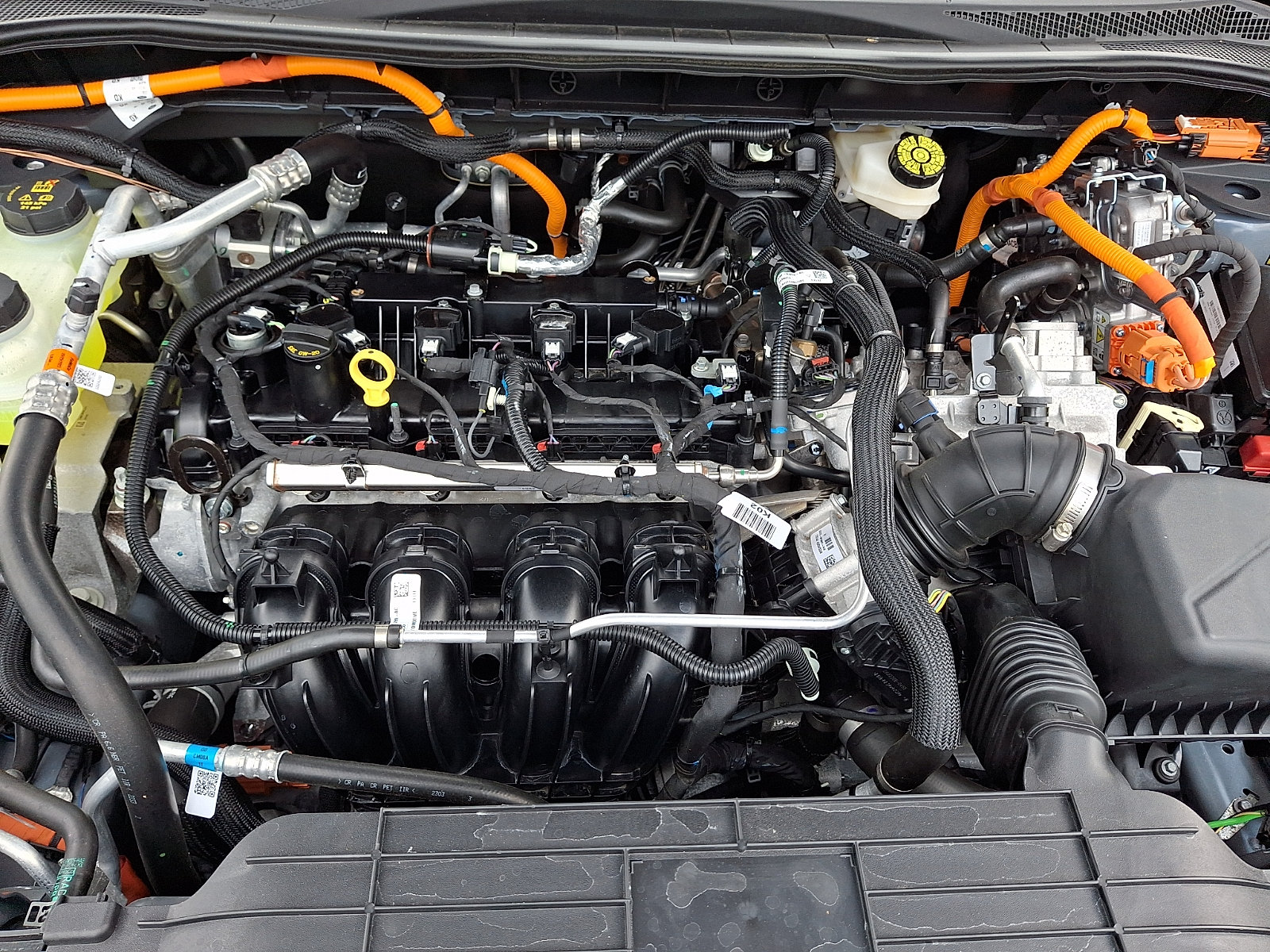 Certified 2023 Ford Escape SE w/ PHEV Premium Package FWD image 29