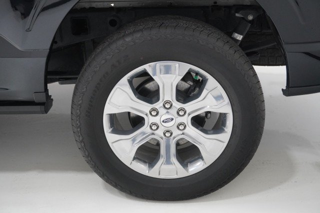Certified 2026 Ford F150 Platinum w/ Equipment Group 702A High AWD/4WD image 13