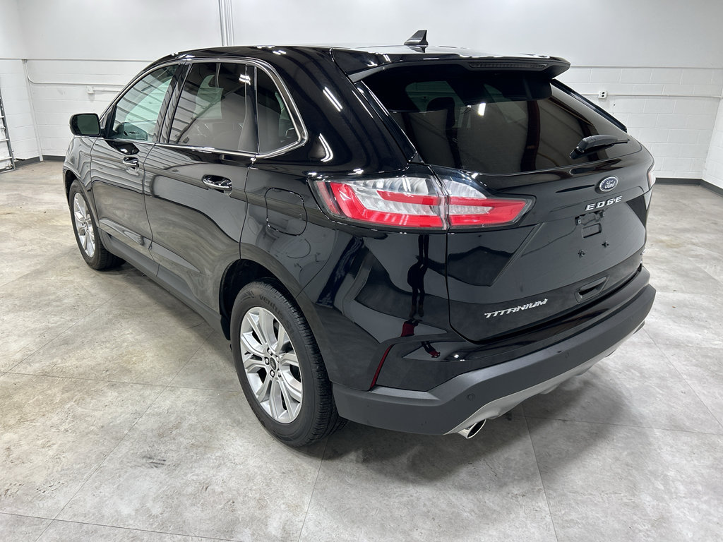 Certified 2024 Ford Edge Titanium AWD/4WD image 7