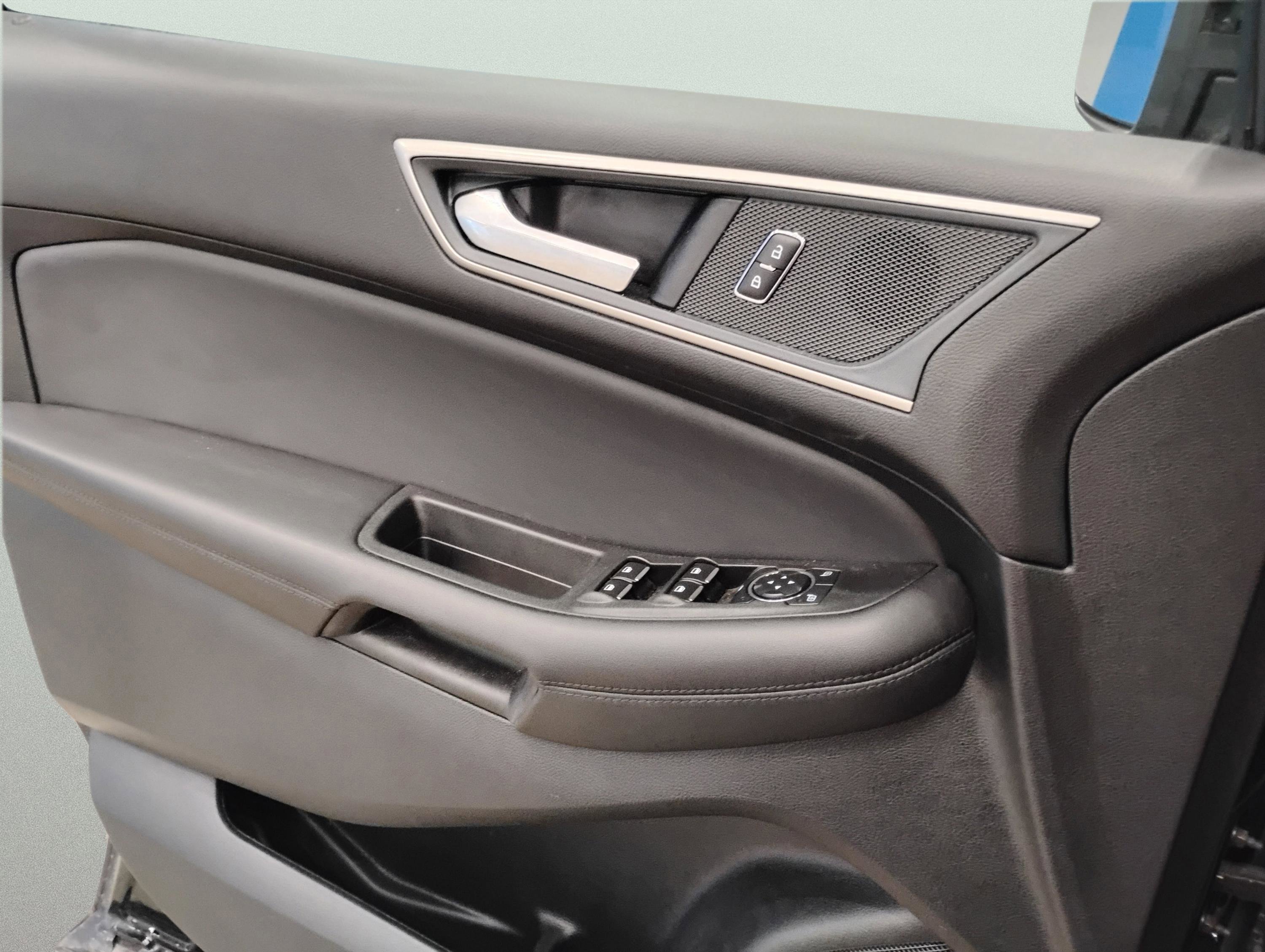 Certified 2024 Ford Edge SEL image 22