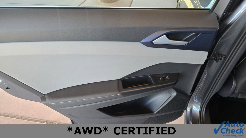 Used 2024 Volkswagen Taos SE image 19