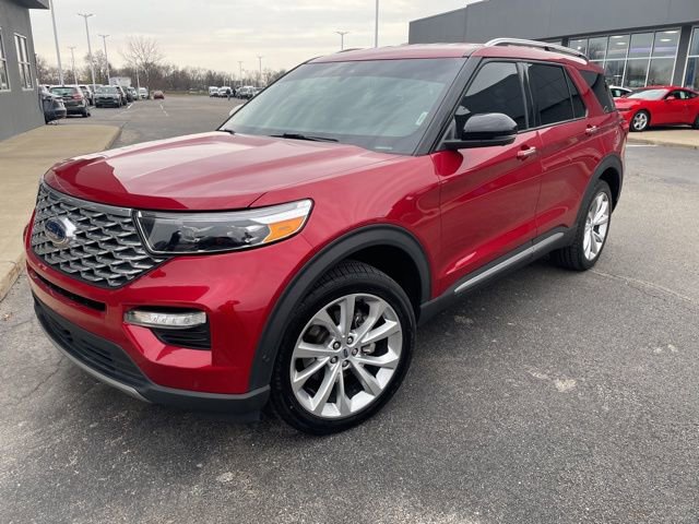 Certified 2022 Ford Explorer Platinum w/ Equipment Group 601A AWD/4WD image 2