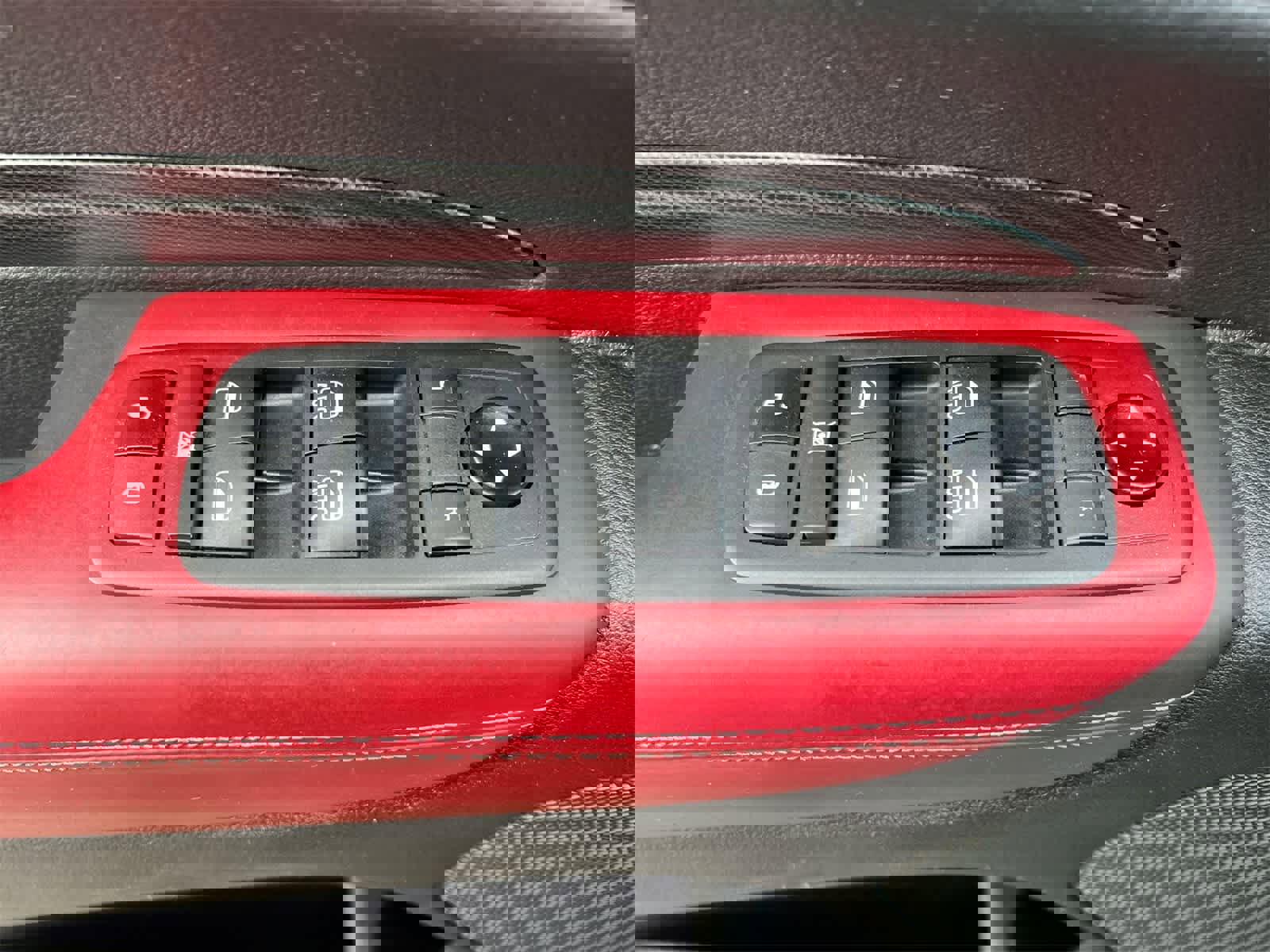 Used 2021 Dodge Durango R/T w/ Blacktop Package image 17