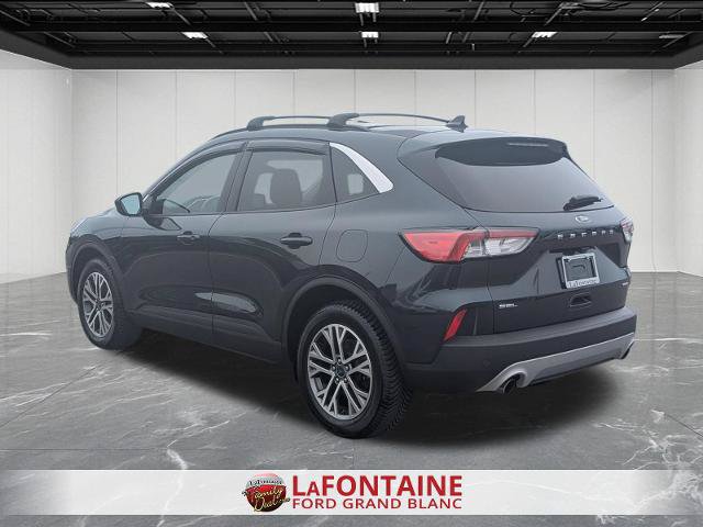Certified 2022 Ford Escape SEL w/ Technology Package AWD/4WD image 3