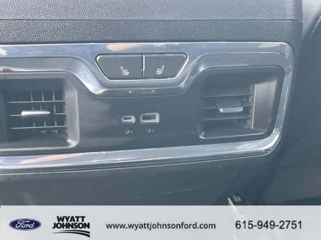 Used 2024 Chevrolet Silverado 1500 High Country w/ High Country Premium Package image 18