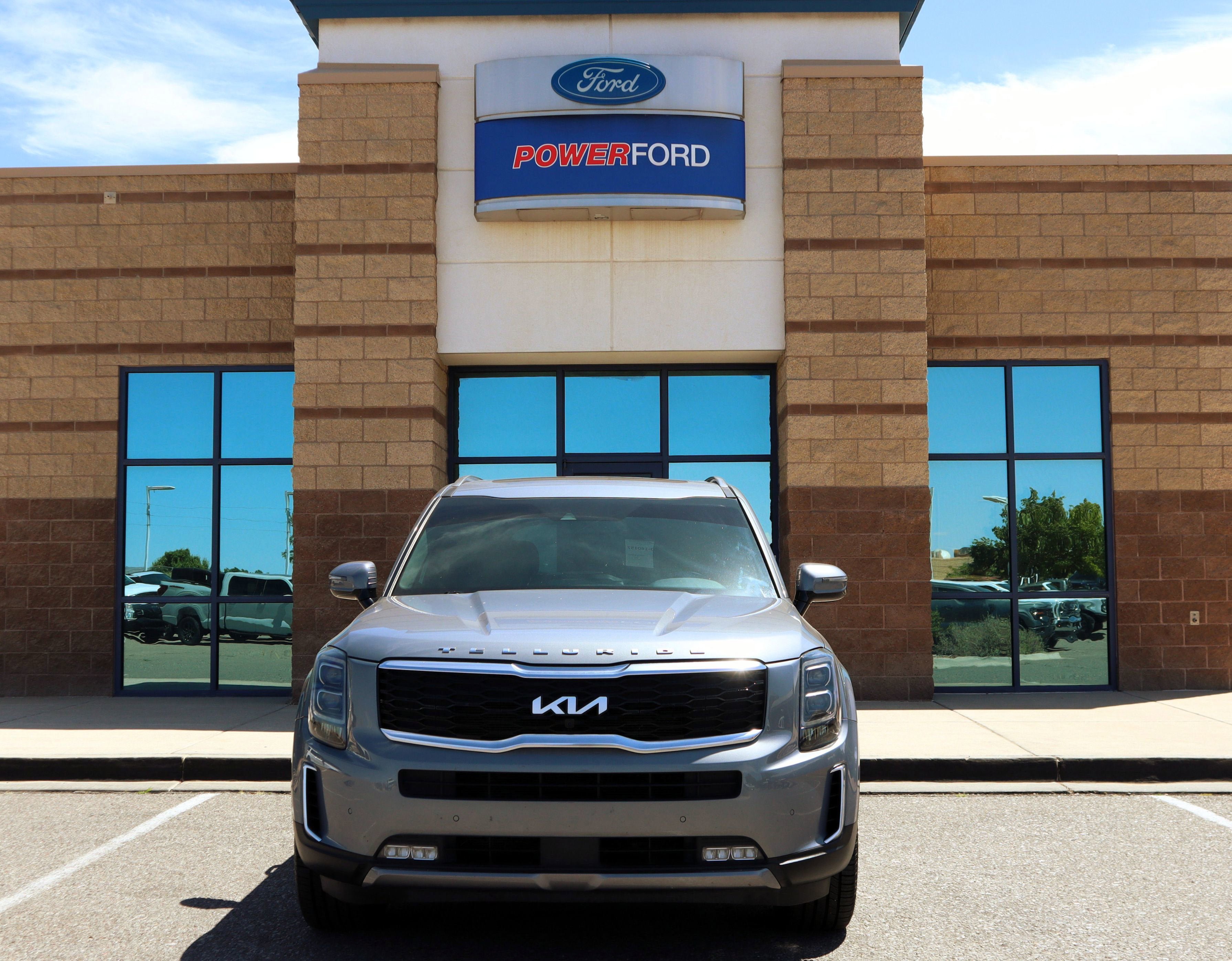 Used 2022 Kia Telluride SX FWD image 3