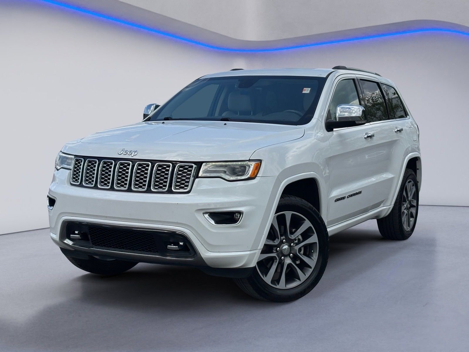 Used 2018 Jeep Grand Cherokee Overland image 1