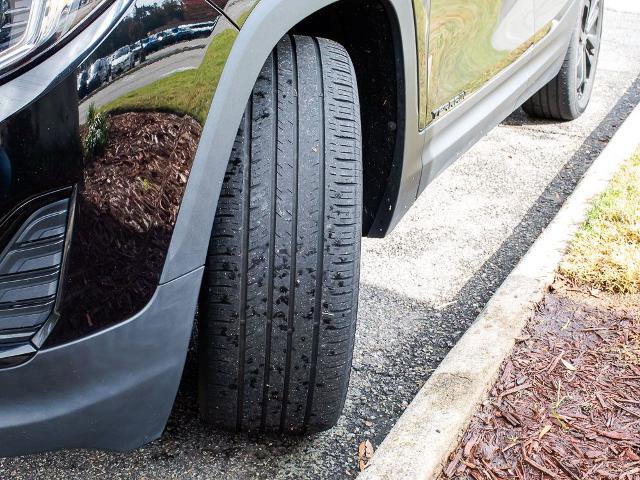 Used 2021 GMC Terrain SLE w/ Driver Convenience Package image 9