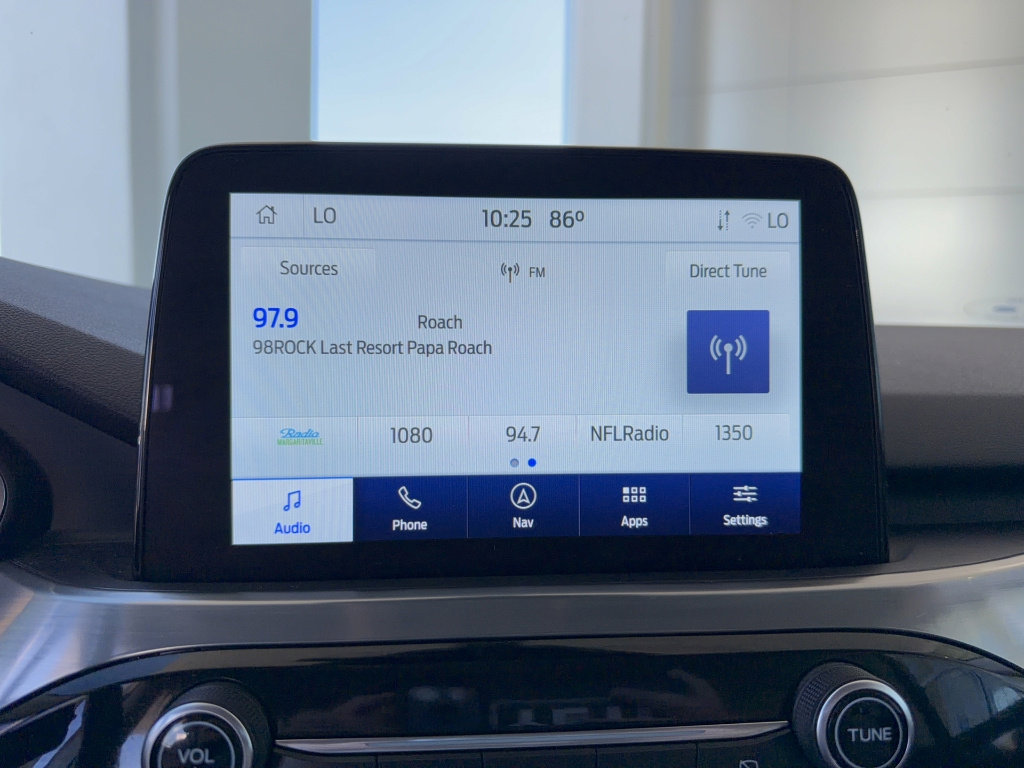 Certified 2022 Ford Escape Titanium AWD/4WD image 17