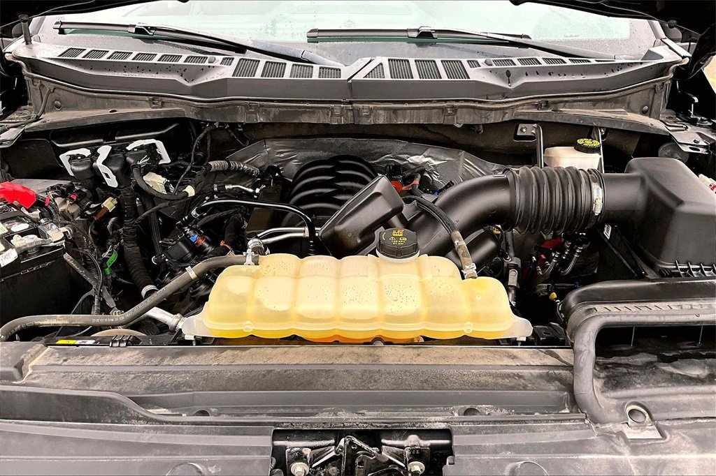 Certified 2021 Ford F150 XLT w/ Equipment Group 302A High image 12