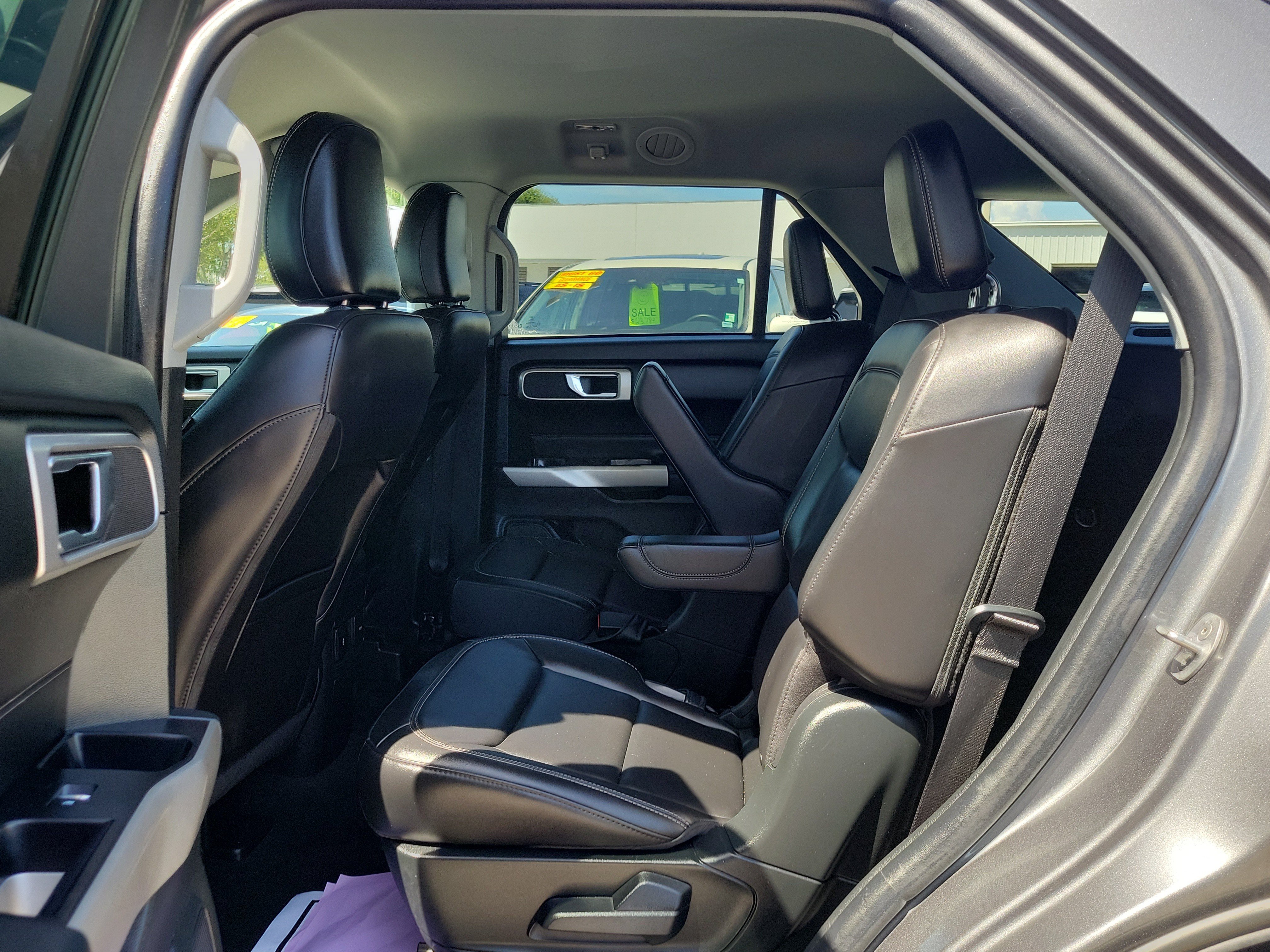 Certified 2023 Ford Explorer XLT w/ Equipment Group 202A RWD image 13