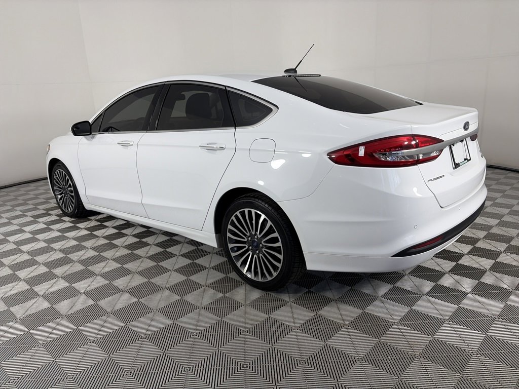 Certified 2018 Ford Fusion SE w/ Fusion SE Technology Package image 5
