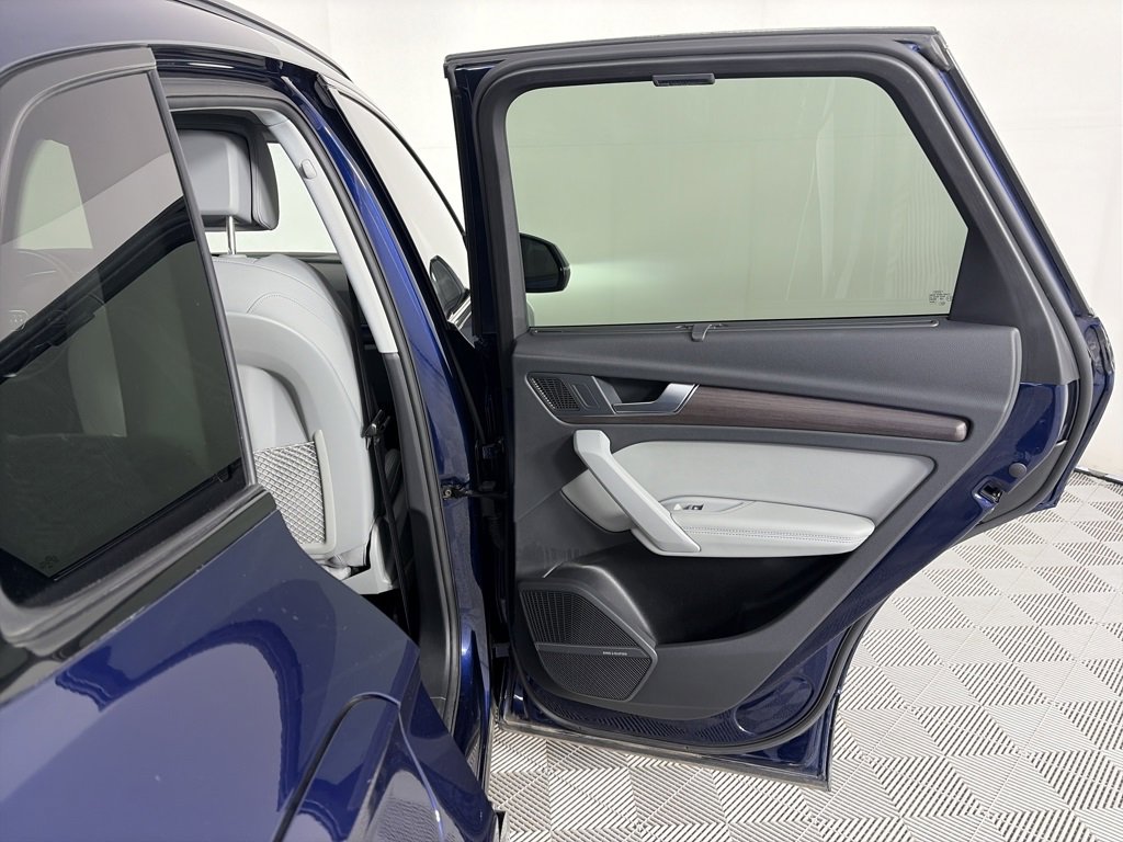 Used 2022 Audi Q5 2.0T Prestige image 28