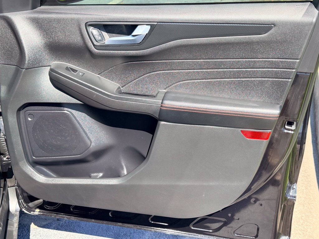 Certified 2023 Ford Escape ST-Line w/ Tech Pack #1 FWD image 10