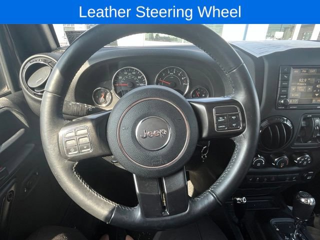 Used 2017 Jeep Wrangler Unlimited Sahara AWD/4WD image 13