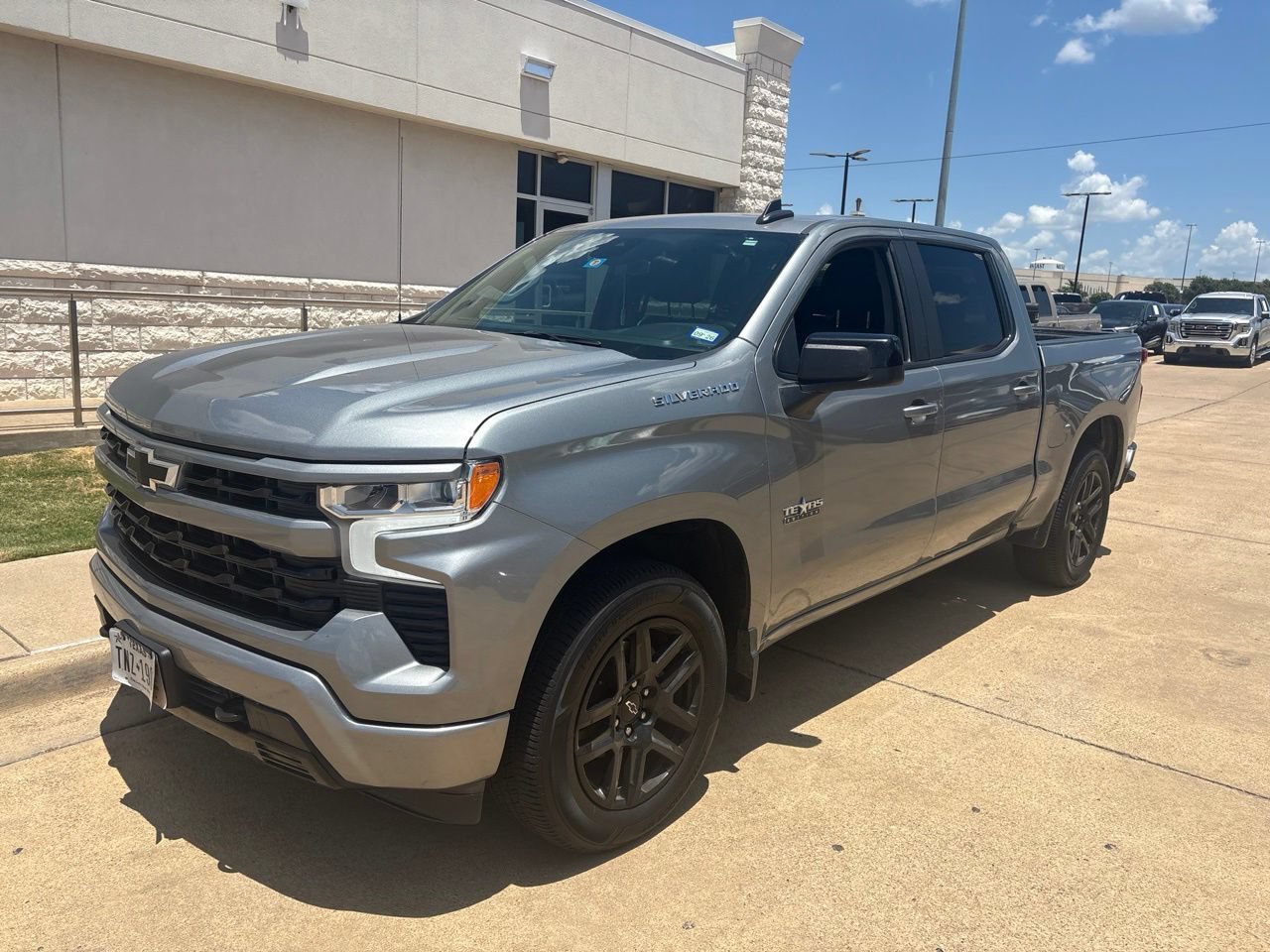 Used 2024 Chevrolet Silverado 1500 RST RWD image 1