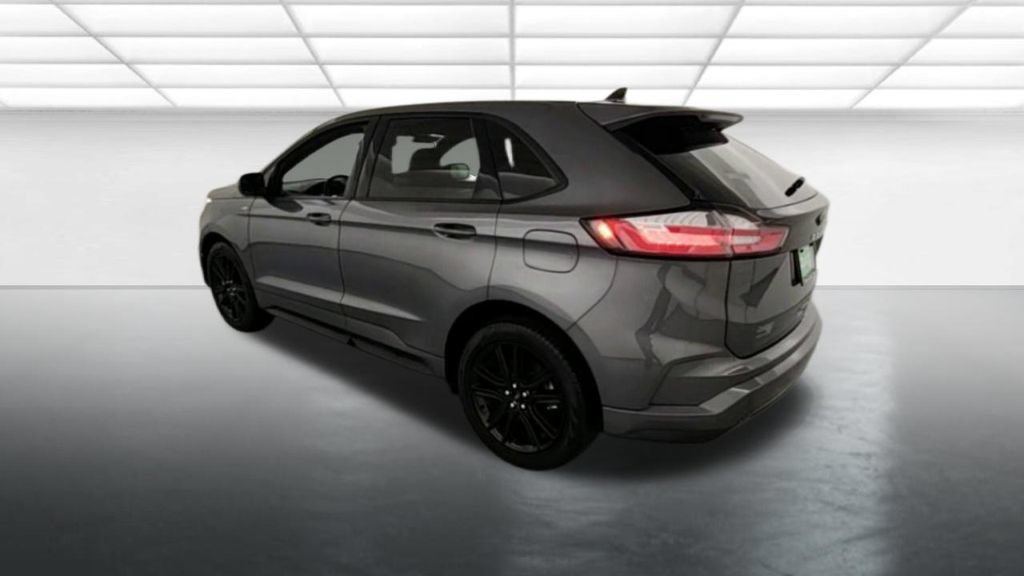 Certified 2024 Ford Edge ST-Line AWD/4WD image 7