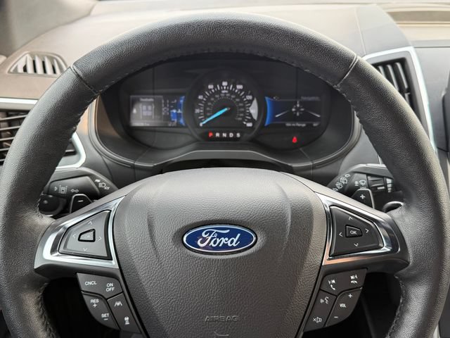 Certified 2022 Ford Edge Titanium w/ Equipment Group 301A AWD/4WD image 21