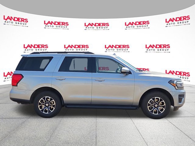 Certified 2024 Ford Expedition XLT RWD image 2