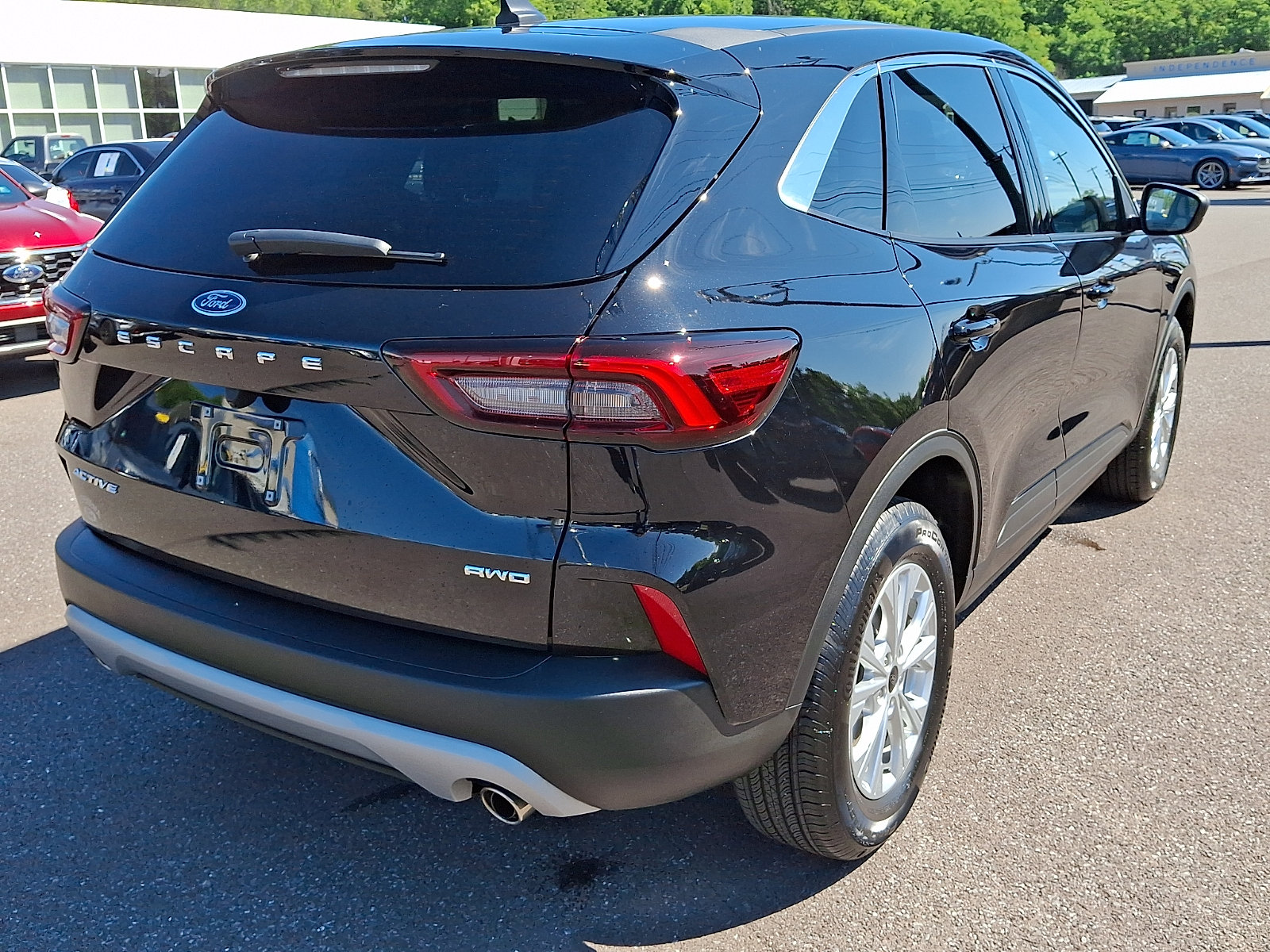 Certified 2024 Ford Escape Active AWD/4WD image 10