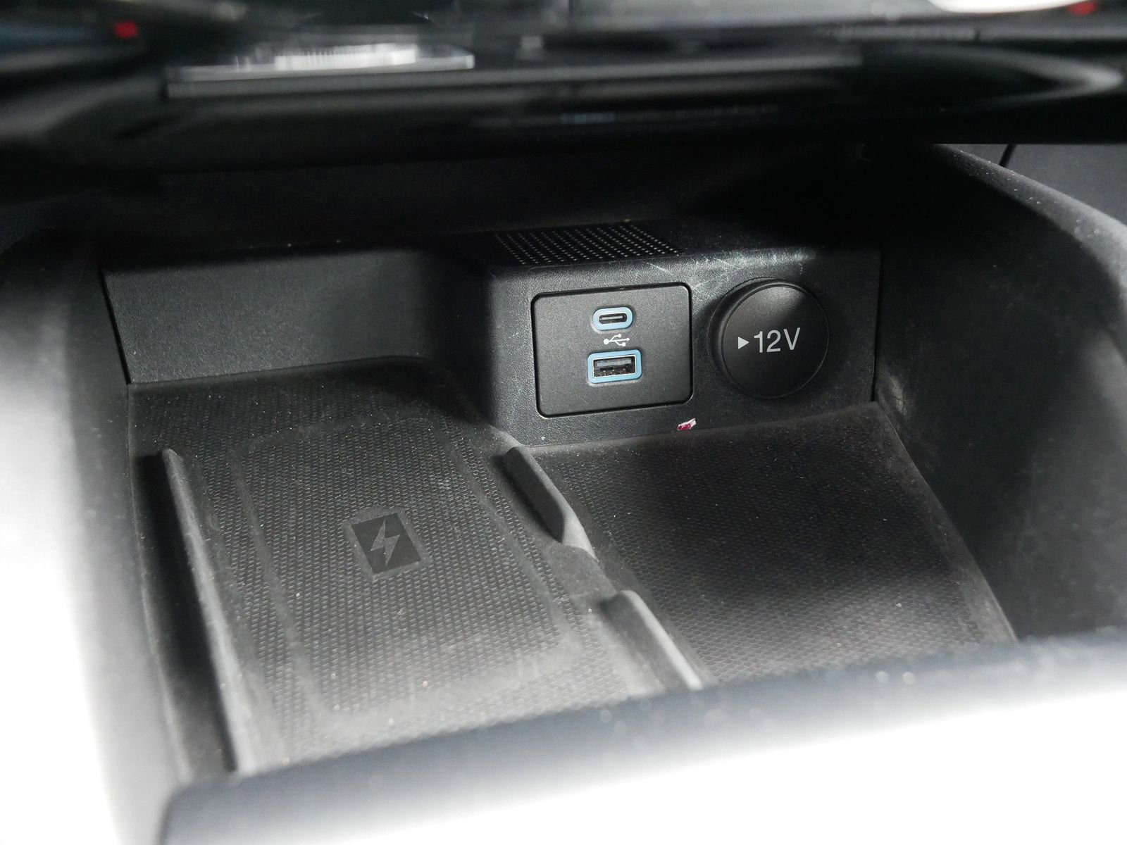 Certified 2023 Ford Escape Platinum image 31