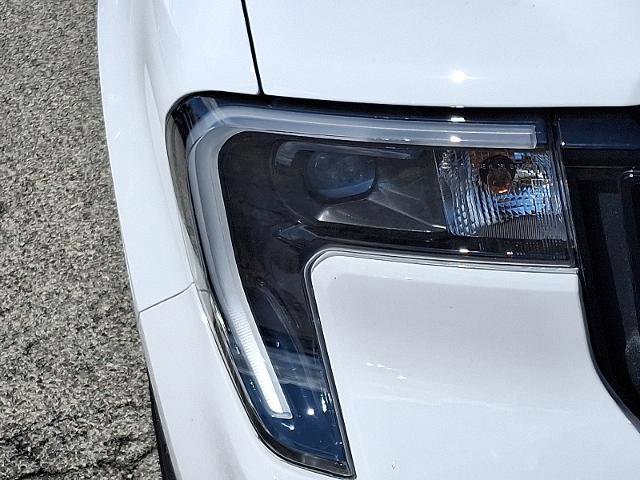 Certified 2025 Ford Maverick Lobo image 9