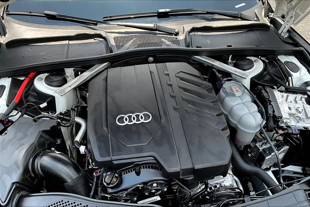 Used 2025 Audi A5 2.0T Premium Plus AWD/4WD image 33