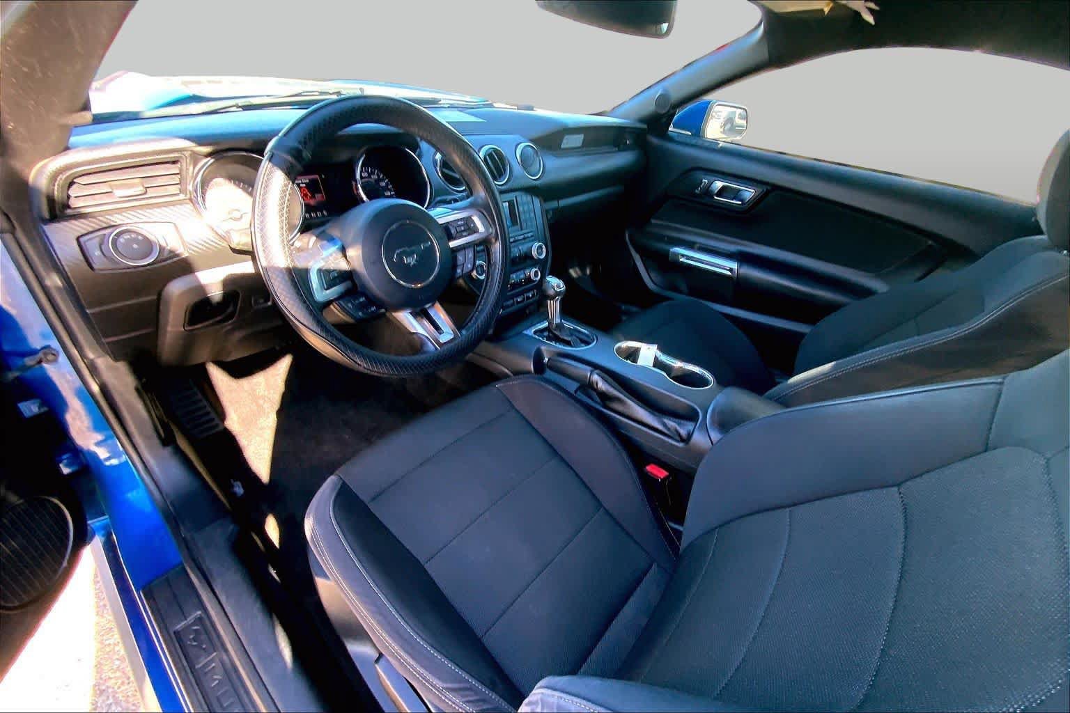 Certified 2017 Ford Mustang Coupe RWD image 16