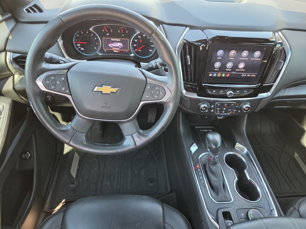 Used 2022 Chevrolet Traverse LT FWD image 25