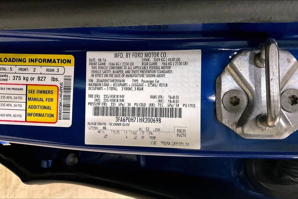 Certified 2017 Ford Fusion SE w/ Equipment Group 201A FWD image 29