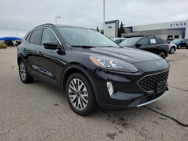 Certified 2020 Ford Escape Titanium AWD/4WD image 7