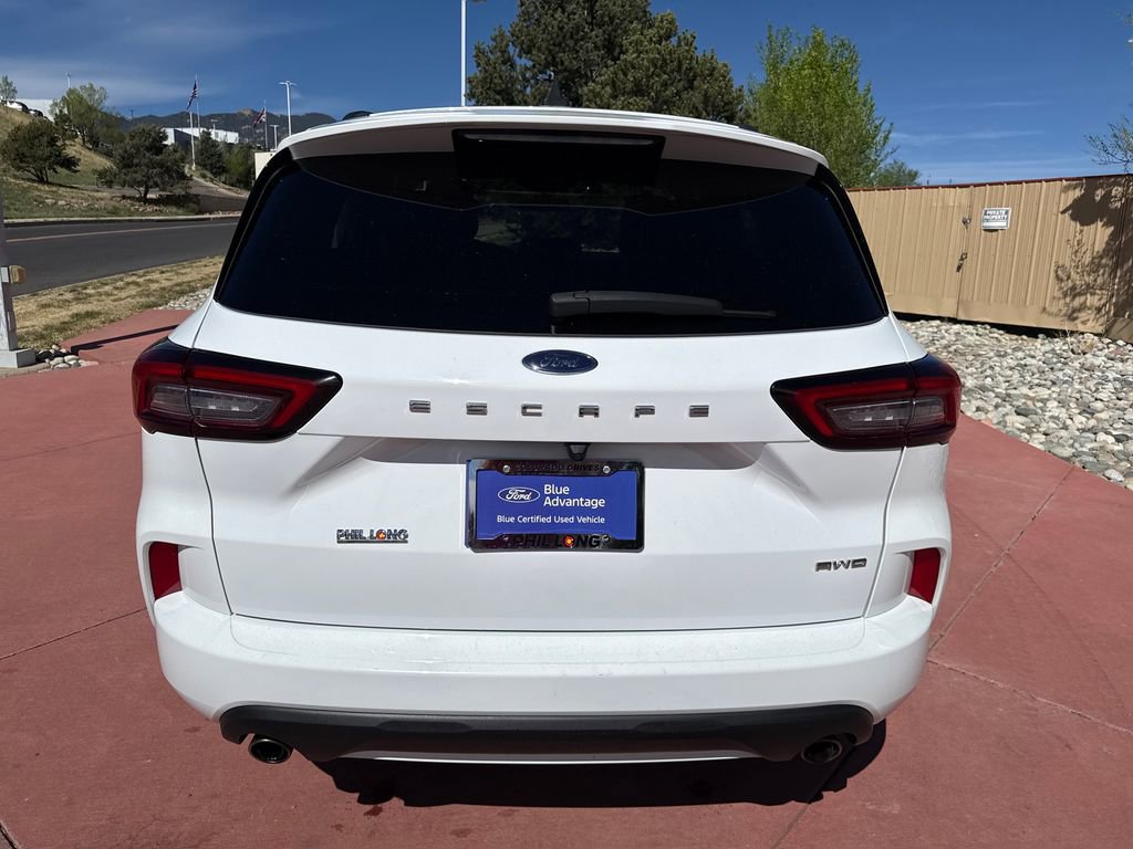 Certified 2023 Ford Escape ST-Line AWD/4WD image 7