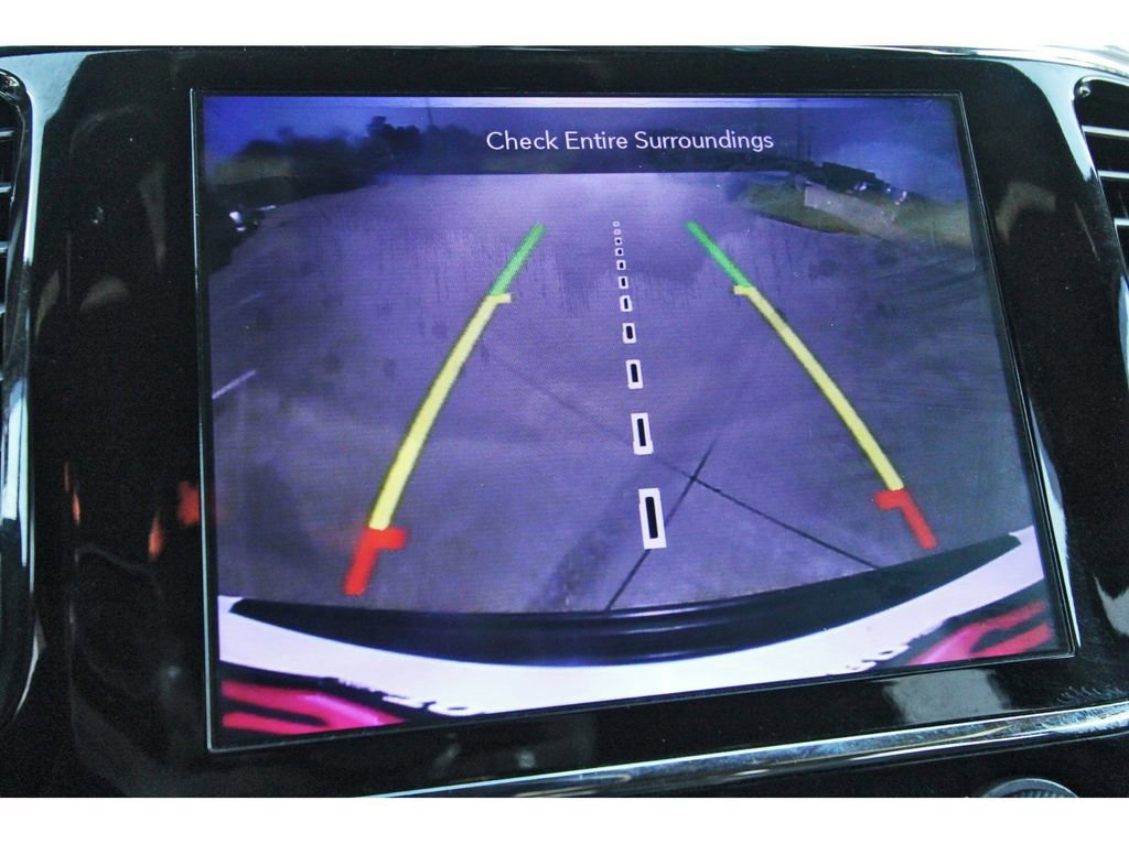 Used 2020 Jeep Grand Cherokee Laredo w/ 18" Wheel & 8.4" Radio Group image 26