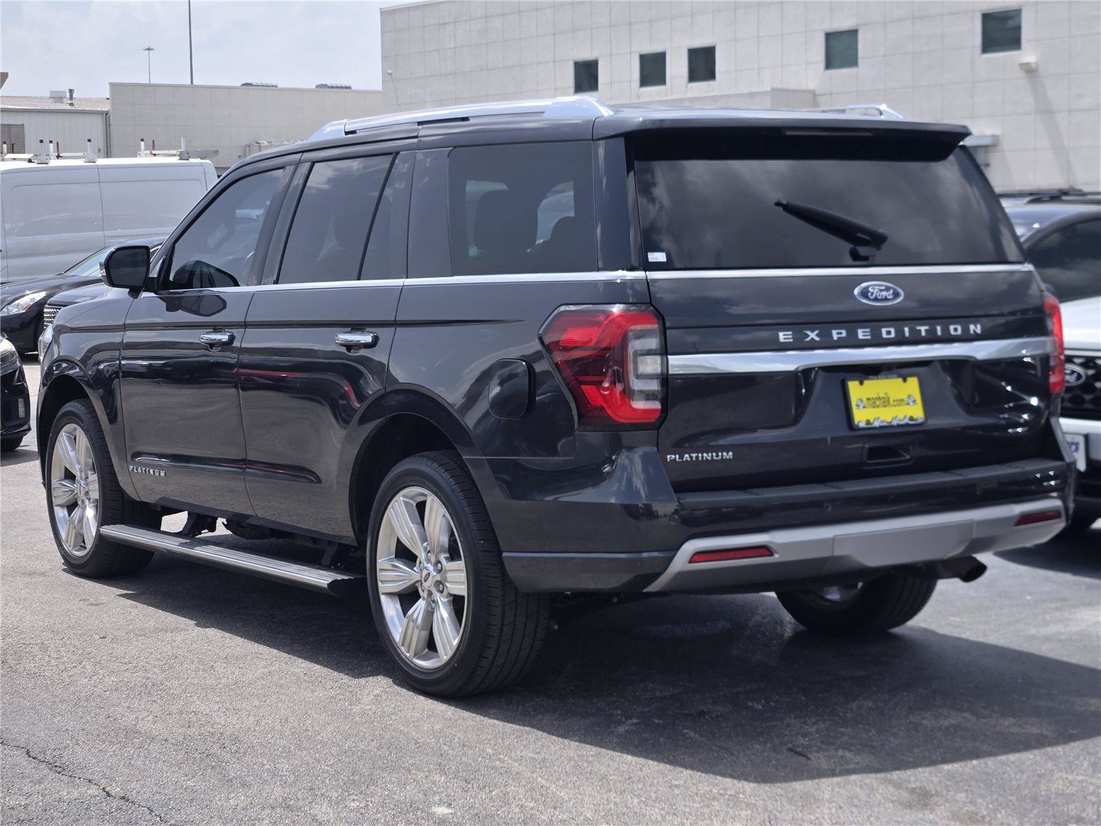 Certified 2023 Ford Expedition Platinum AWD/4WD image 6