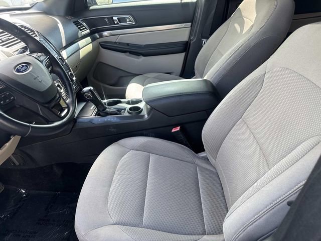 Certified 2019 Ford Explorer XLT FWD image 20