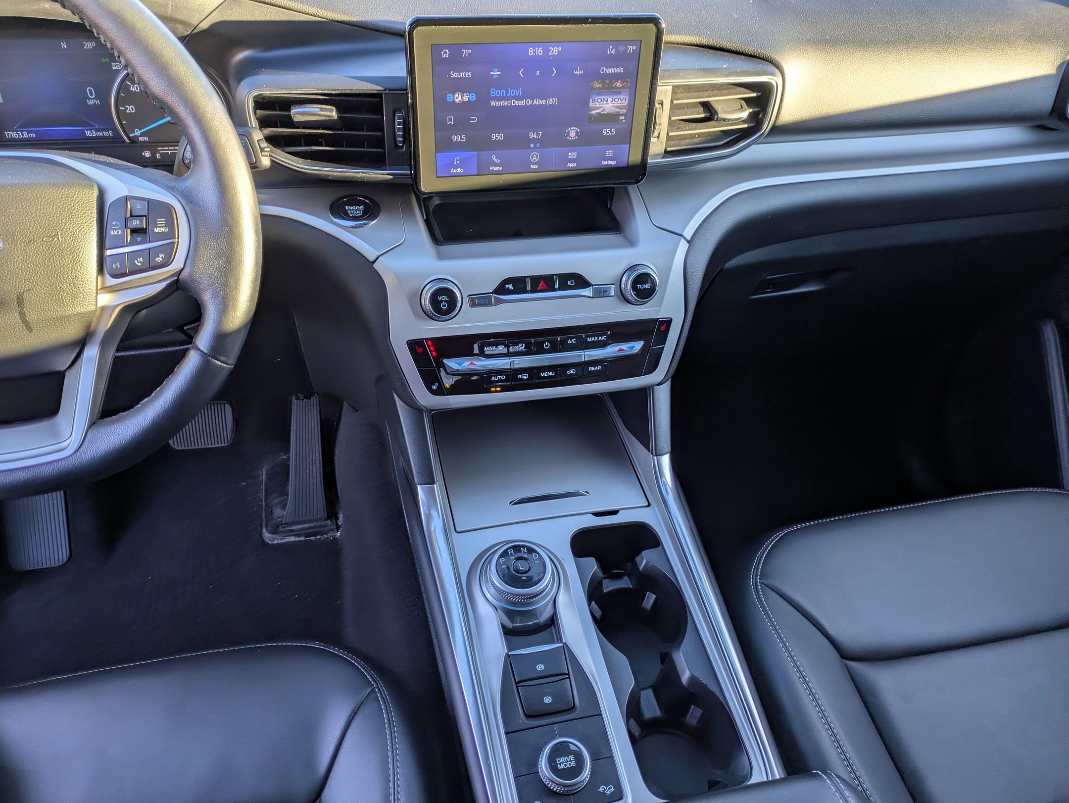 Certified 2023 Ford Explorer XLT w/ Equipment Group 202A image 22