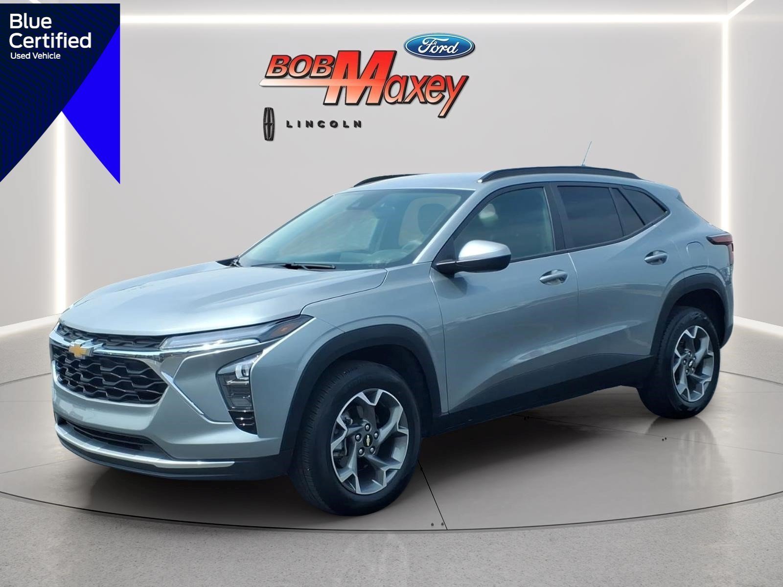 Used 2025 Chevrolet Trax LT