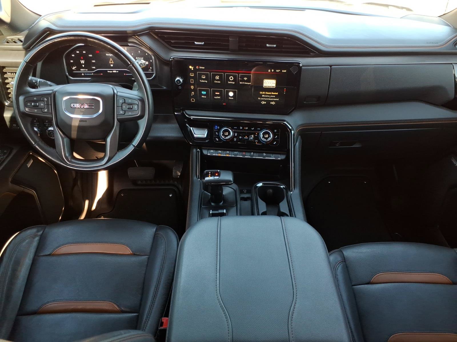 Used 2024 GMC Sierra 1500 AT4 w/ Technology Package AWD/4WD image 18