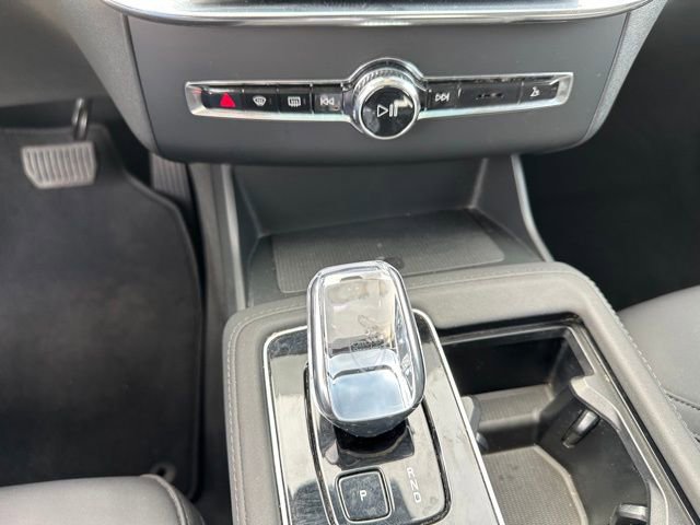 Used 2025 Volvo XC90 B6 Plus AWD/4WD image 25