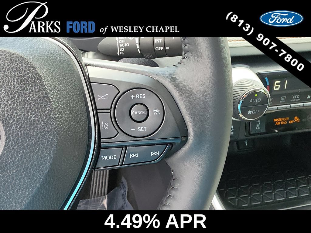 Used 2022 Toyota RAV4 XLE Premium AWD/4WD image 30