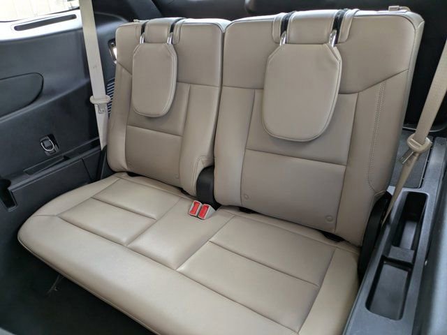 Certified 2023 Ford Explorer Limited w/ Limited Technology Package image 20