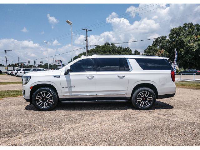 Used 2023 GMC Yukon XL SLT w/ SLT Premium Package RWD image 2